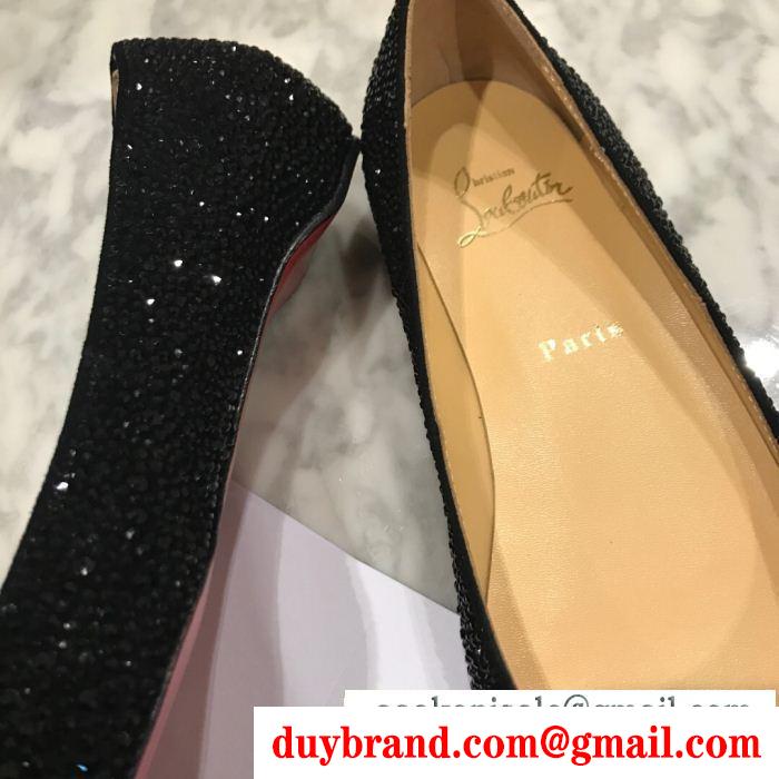 華やかな魅力を放ったルブタンコピーChristian louboutinブラックのクリスタル付きフラットレディースパンプス