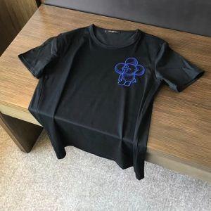 Cần thiết hàng ngày Louis Vuitton Louis Vuitton T -Shirts dễ thương thêu đàn ông cổ tay áo cổ tay
