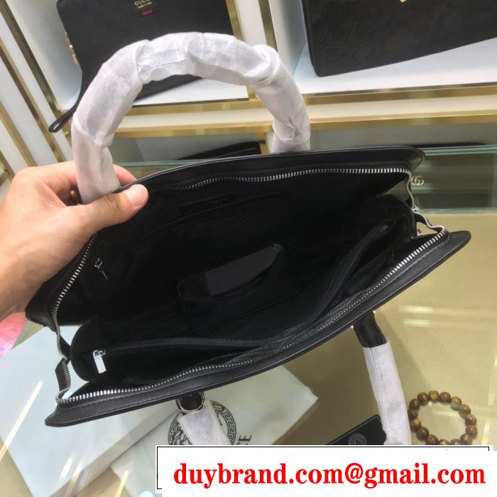 ハンドバッグ  秋冬コーデと相性がいい プラダ 2019トレンド秋冬おすすめ安い PRADA  おしゃれなファッションコーデ