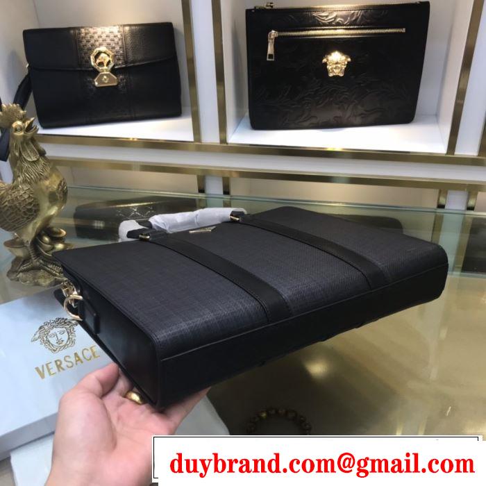 気になる2019年秋のファッション 秋トレンドの新定番 プラダ PRADA ハンドバッグ  今から取り入れられるトレンド