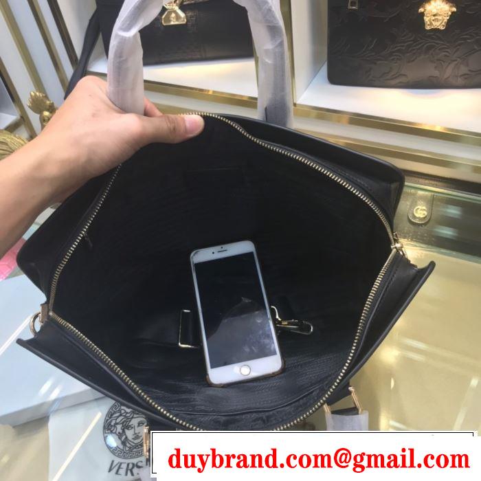 気になる2019年秋のファッション 秋トレンドの新定番 プラダ PRADA ハンドバッグ  今から取り入れられるトレンド