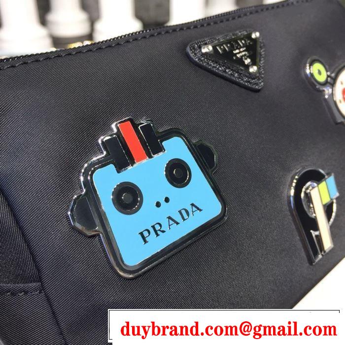 PRADA 最新作おすすめしたい秋冬 プラダ  寒い季節トレンド上品 ポーチ  今年の秋冬のトレンド激安セール