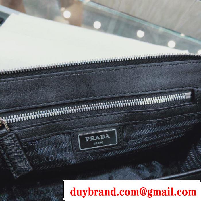 プラダ 秋トレンドの新定番 PRADA 気になる2019年秋のファッション ポーチ 今から取り入れられるトレンド