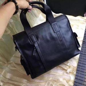 Armani No Fall! Hiếm! Tay -Held & vai treo Armani Giá lớn đặc biệt _ Armani Armani
