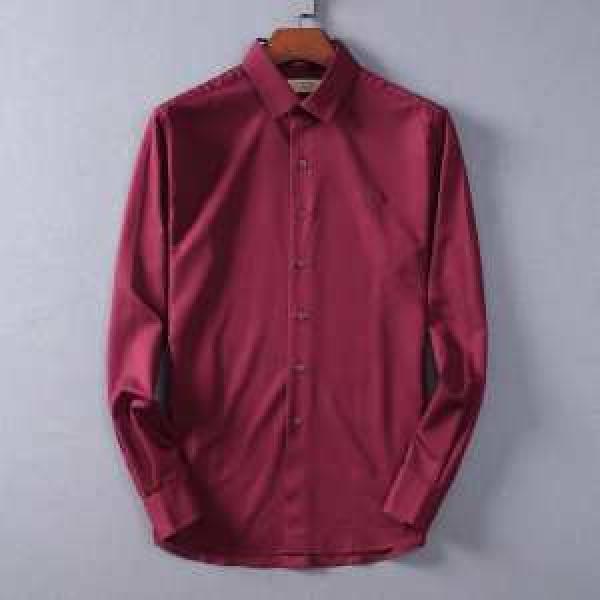 Các mặt hàng xu hướng mùa thu / mùa đông 2019 Tạp chí thời trang phổ biến Burberry Burberry Shirt