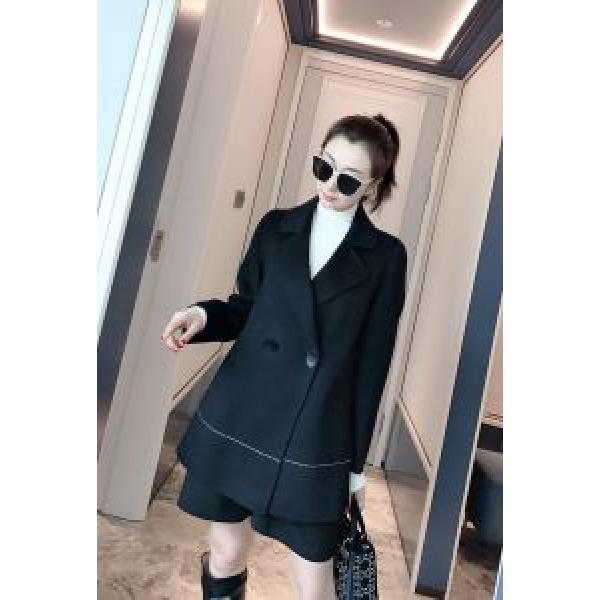 Bán mới nổi bật Prada Prada Fall / Winter Toren New Topper Court 2019 Mùa thu / Mùa đông 2 Màu 2 Lựa chọn