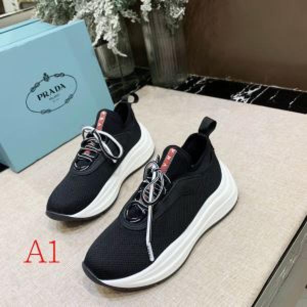 Màu sắc -Can -Chelect Fashion là món đồ Prada Prada 2019 đầu tiên, Giày chạy được khuyến nghị