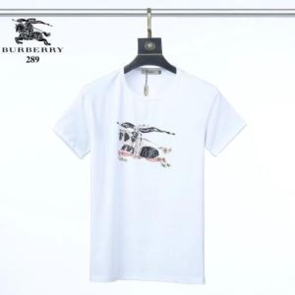 Burberry đang thu hút sự chú ý...