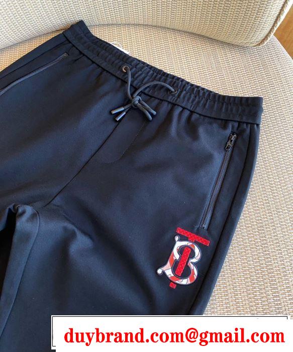 普段のファッション バーバリー BURBERRY取り入れやすい  ジーンズ 人気を集め
