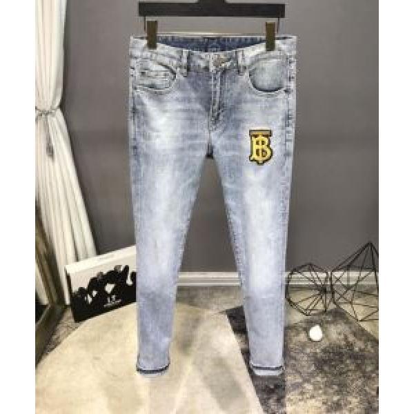 Burberry ở nước ngoài dòng giớ...