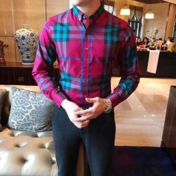 Sự chú ý về áo sơ mi phong cách đang tăng lên trong Burberry 2020ss Phổ biến Burberry_ Áo