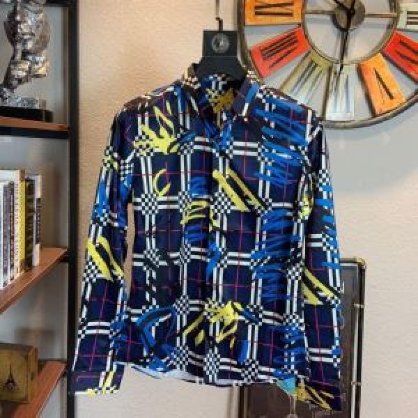2020 MỚI MỚI MỚI 2 màu sắc lựa chọn màu sắc rất phổ biến Burberry Burberry_ Áo