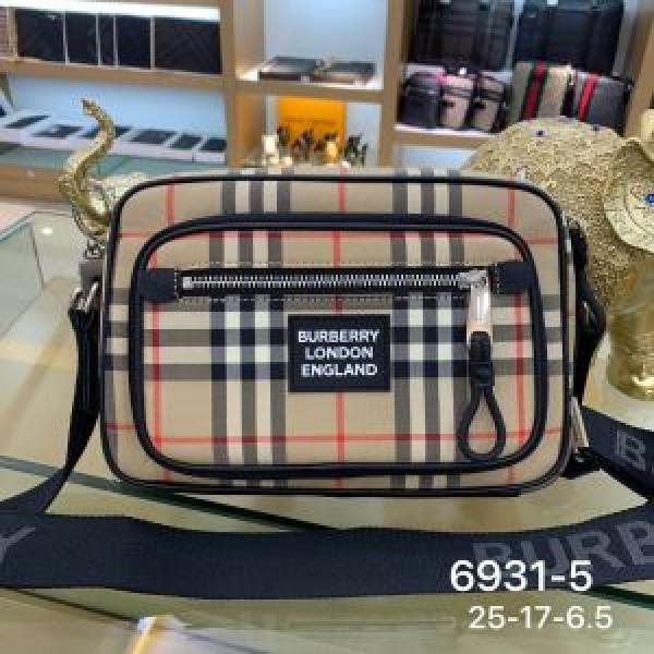 Túi mini Tất cả các mặt hàng là giá cả phải chăng Burberry Xu hướng được thực hiện