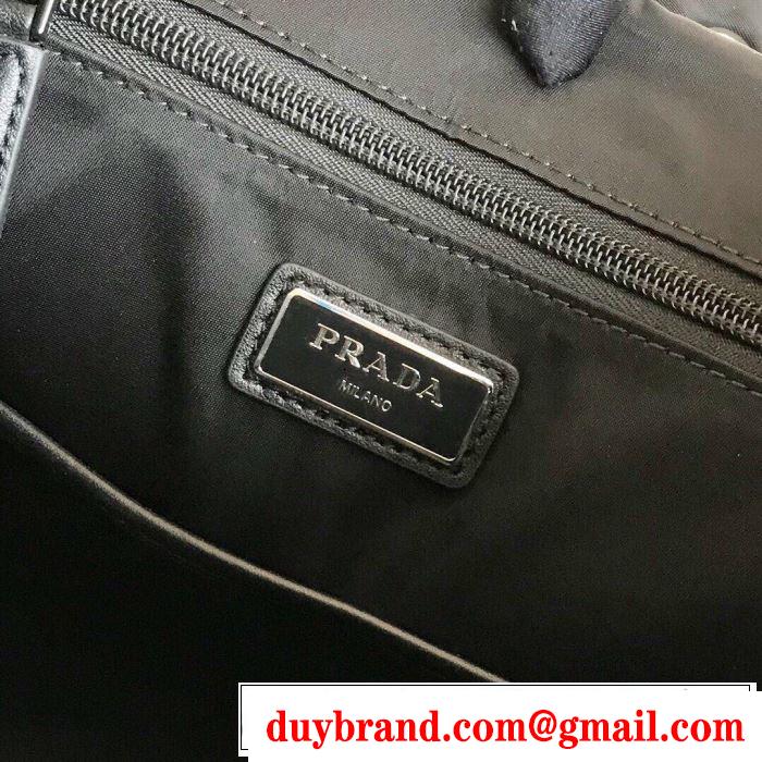 プラダ春夏コレクション新品  PRADA 普段見ないデザインばかり リュック 大人気柄