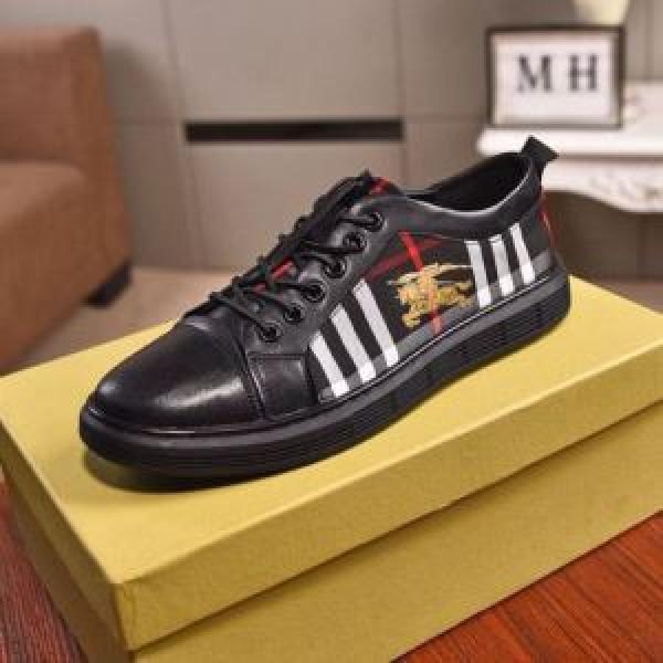 Burberry Fashionable Người lớn...