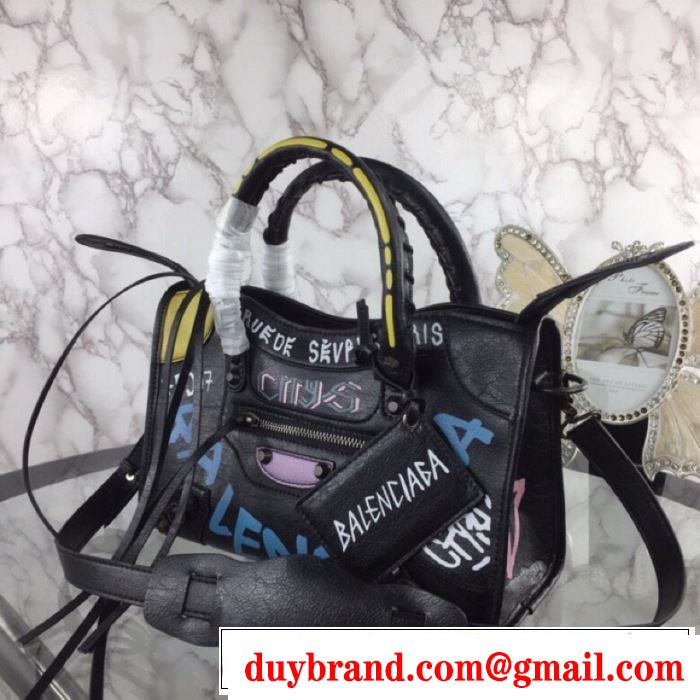 バレンシアガ絶対に見逃せない  BALENCIAGA 老舗ブランド  レディースバッグ 累積売上総額第１位