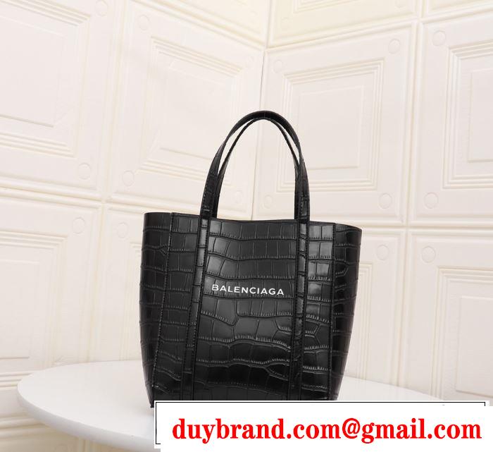 BALENCIAGA  手の届くプライスが魅力的 バレンシアガ 20SSトレンド  レディースバッグ