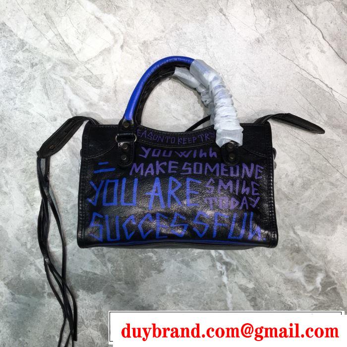 BALENCIAGA  スタイルアップ  2020モデル バレンシアガ ストリート感あふれ  レディースバッグ