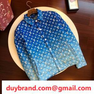 Áo khoác Louis Vuitton nam gradient  2021 thu đông áo khoác lông vũ đang được ưu đãi đặc biệt