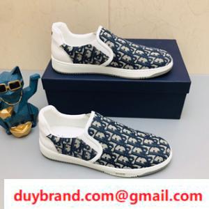 Năm nay xu hướng sneakers dior...
