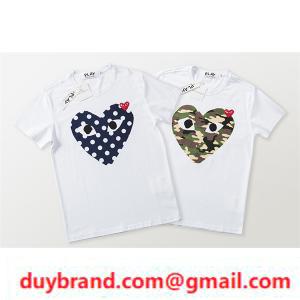 Mặc đồ mà bạn muốn giữ trong tủ quần áo comme des garcons màu trắng và t -shirt
