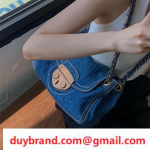 Rare Prada Prada Túi Denim theo mùa Một cảm giác thiếu sót được đề xuất cho ý thức thiếu sót trong năm nay