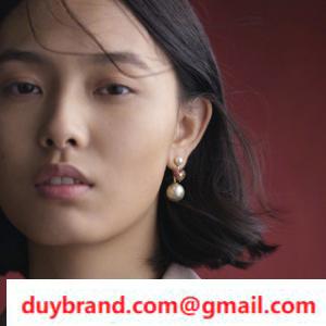 Phiên bản đổi mới năm nay của Bông tai Dior Dior "My Abcdior Tribales" One Ear