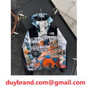 Mô hình cộng tác nổi bật của Suprem TNF Logo Logo Mountain Parka