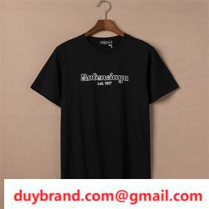 Tiếp tục xu hướng nổi tiếng mới Balenciaga Men Sleeve T -shirt Front Central Logo