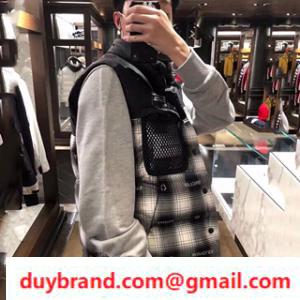 Chủ đề về SNS Moncler Cobol Mo...