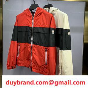 Đơn giản và cao mặc đồ moncler...