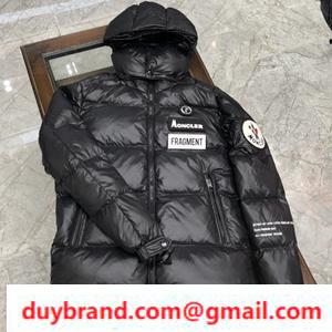 Moncler Down Jacket Elegant Fl...
