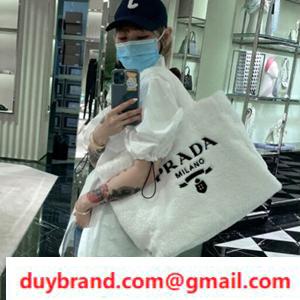Túi Prada Prada Ladies Terry Tote Bag Fluffy Ilonic Tính cách hấp dẫn