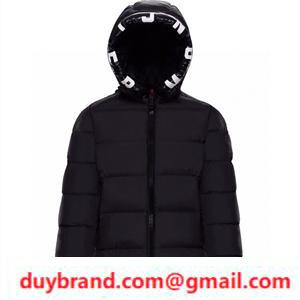 Áo khoác Moncler Moncler Down có độ bền cao và bền bỉ