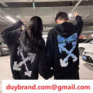 Giới thiệu những món đồ mới mà tôi đã yêu ngay từ cái nhìn đầu tiên Off-White Zip Up Parker Pair trông đầy cảm giác sành điệu