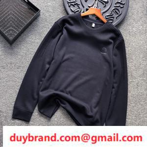 2021FW Hợp tác Versace Parker Versace × Moncler trở lại giữ nhiệt với lớp cách nhiệt tuyệt vời