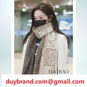 Lý tưởng cho thời trang mùa đông Loewe Loewe đặt hàng thư giá rẻ Muffler 2 màu thông thường Kirei Corde Hàng
