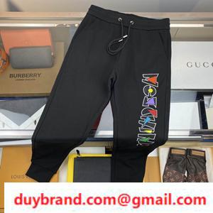 Quần Moschino Moskyino có quần moskyino mặc cao, một bộ trang phục tốt hơn