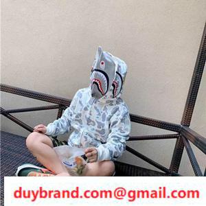 Corde Bape Jacket 2 màu dễ kết hợp trong mùa này.