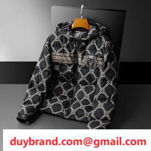 2022 Tủ quần áo mùa thu / mùa đông Versace Versace Down Kích thước thư giãn