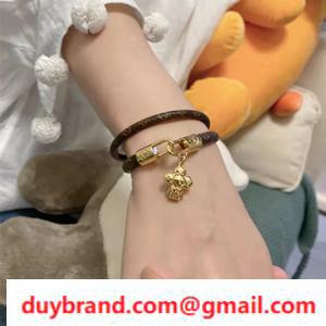 2022 Renewal Albusage Louis Vuitton Vivienne Vuitton Vòng tay cute mới 