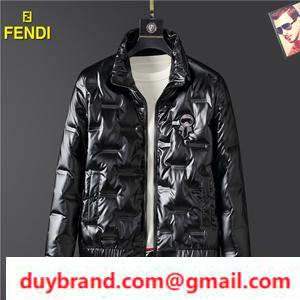 Xu hướng phổ biến với bộ đồ cao mặc áo khoác nam Fendi Down 2 màu