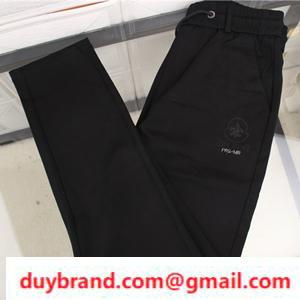 Tuyệt vời trong thực tiễn 2022 Moncler Moncler Moncler thời trang phù hợp với thời trang quần