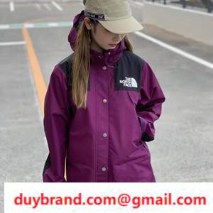 The North Face 1990 每 Thời tra...