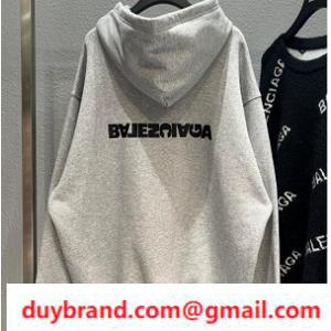 Balenciaga Parker rộng -Kích thước rộng Balenciaga trong bầu không khí thời thượng
