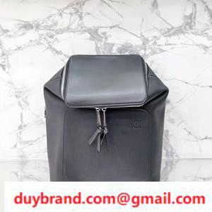 Đi bộ đến trường Loewe 2022 đổi mới Albus trong Stock Loebeluk Đàn ông ấn tượng phong cách