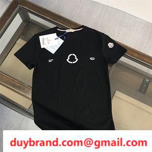 Moncler Nam T -Shirt Áo Thun Moncler Phong cách đường phố mới