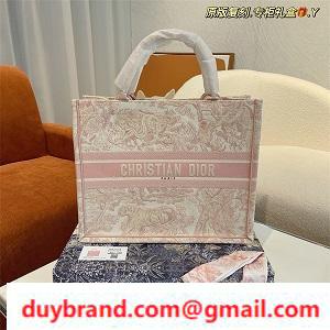  Túi TOTE DIOR FASHION Bộ sưu tập Mùa xuân / Mùa hè 2022  thiết kế Dior mới nhất siêu đẹp 
