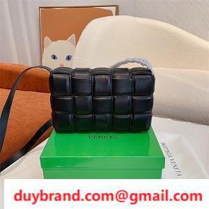 Vụ nổ ♪ Túi vai mới của Bottega Veneta Bottega Veneta Nice Elegant Super Rare!