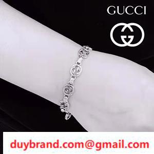 Gucci Vòng tay GC logo có thể điều chỉnh thiết kế độc đáo phụ kiện thanh lịch